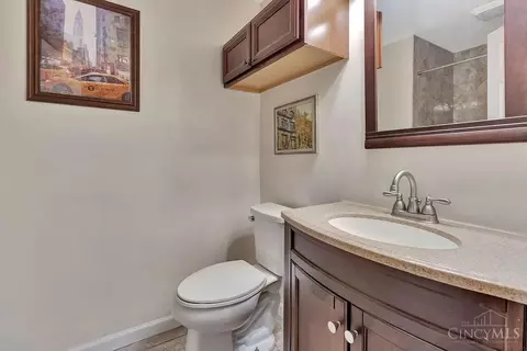 8050 Hetz Dr, Cincinnati, OH 45242 photo 17