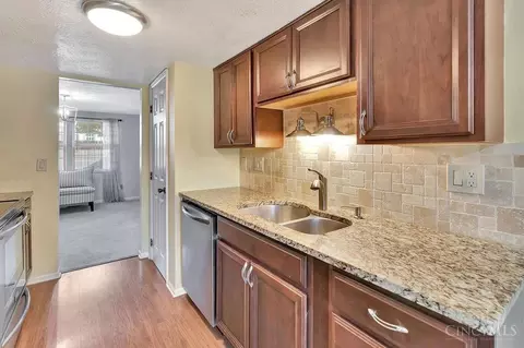 8050 Hetz Dr, Cincinnati, OH 45242 photo 10