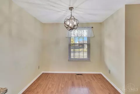 8050 Hetz Dr, Cincinnati, OH 45242 photo 13