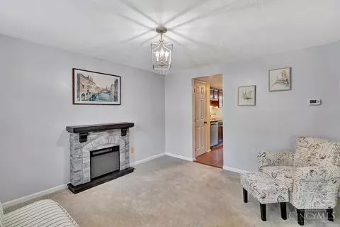 8050 Hetz Dr, Cincinnati, OH 45242 photo 6