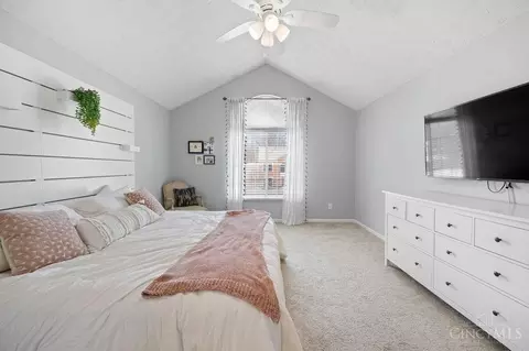 Bedroom - 4151 Drummore Ln, Cincinnati, OH 45245 photo 1 of 9