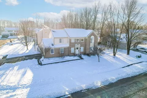 View/Area - 4151 Drummore Ln, Cincinnati, OH 45245 photo 3 of 11