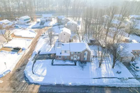 View/Area - 4151 Drummore Ln, Cincinnati, OH 45245 photo 2 of 11