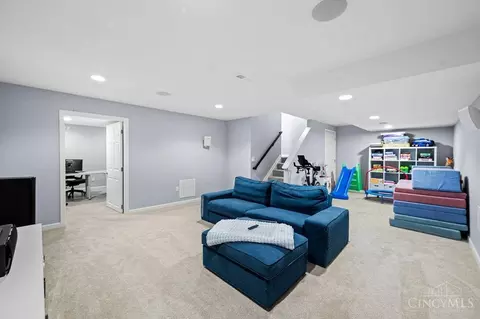 Other - 4151 Drummore Ln, Cincinnati, OH 45245 photo 7 of 11