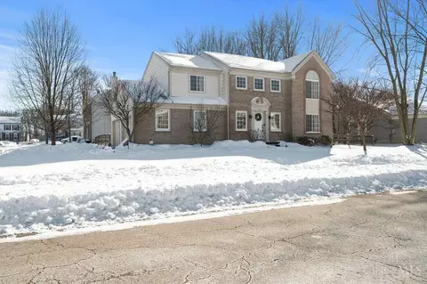 Exterior - 4151 Drummore Ln, Cincinnati, OH 45245 photo 11 of 12