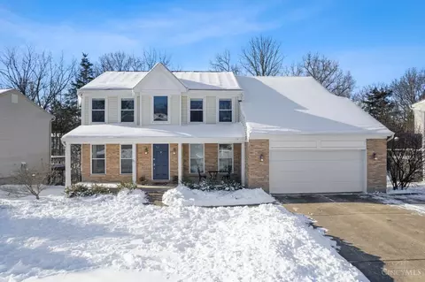 725 Fox Creek Ln, Cincinnati, OH 45245