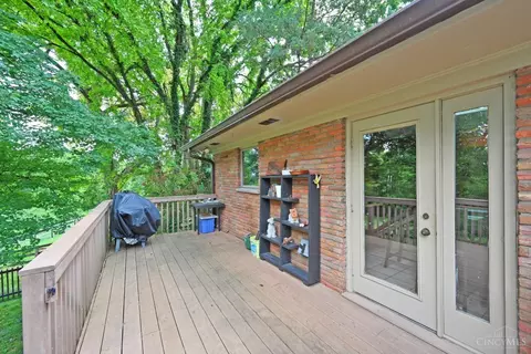 400 Deanview Dr, Cincinnati, OH 45224 photo 44