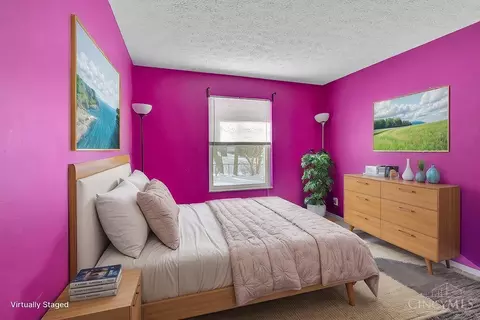 Bedroom - 9209 Sheralee Dr, Cincinnati, OH 45231 photo 6 of 8