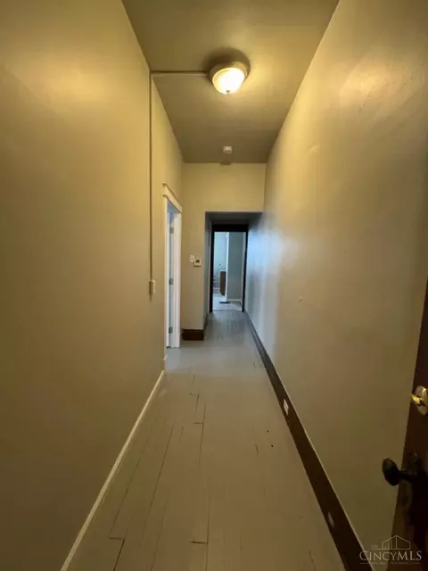 423 Ada St, Cincinnati, OH 45219 photo 14