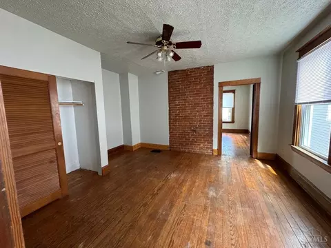 423 Ada St, Cincinnati, OH 45219 photo 3