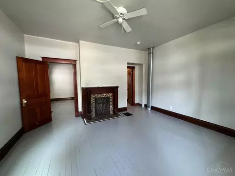 423 Ada St, Cincinnati, OH 45219 photo 8