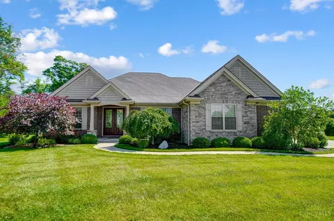7520 Grand River Ct, Hamilton Township, OH 45039