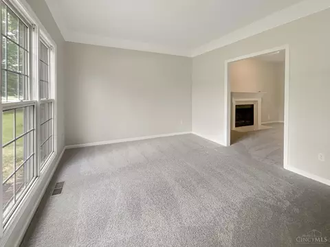 Living - 4823 Forest Meadows Ct, Cincinnati, OH 45244 photo 3 of 5