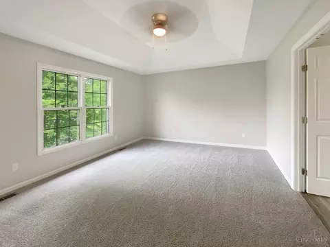 Bedroom - 4823 Forest Meadows Ct, Cincinnati, OH 45244 photo 4 of 11