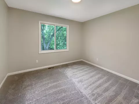 Bedroom - 4823 Forest Meadows Ct, Cincinnati, OH 45244 photo 10 of 11