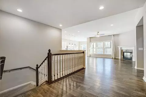 7500 Shenango Ct, Hamilton Township, OH 45039 photo 6