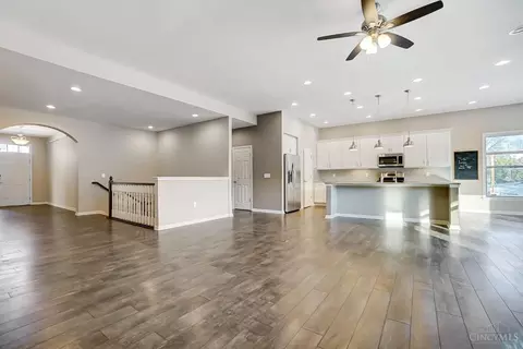 7500 Shenango Ct, Hamilton Township, OH 45039 photo 10
