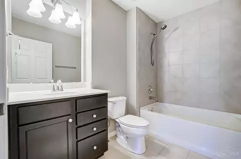 7500 Shenango Ct, Hamilton Township, OH 45039 photo 32