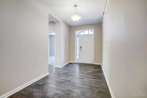 7500 Shenango Ct, Hamilton Township, OH 45039 photo 5