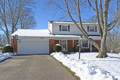 8201 Julie Marie Dr, West Chester, OH 45069