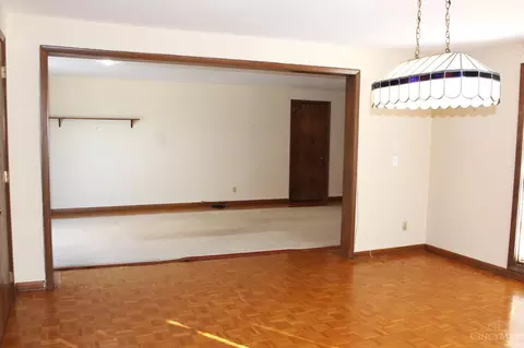 5870 Ropes Dr, Cincinnati, OH 45244 photo 32