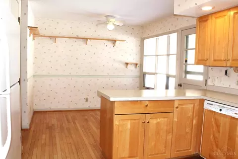 5870 Ropes Dr, Cincinnati, OH 45244 photo 5