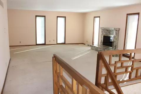 5870 Ropes Dr, Cincinnati, OH 45244 photo 12