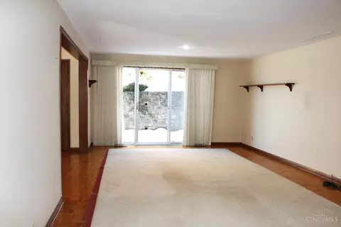 5870 Ropes Dr, Cincinnati, OH 45244 photo 29