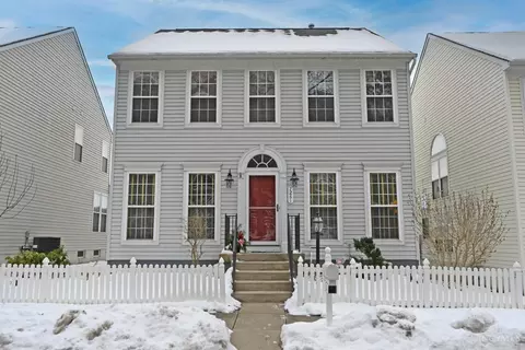 7261 Mariemont Cres, Cincinnati, OH 45227