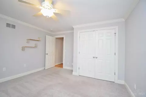 3673 Beecham Ln, Cincinnati, OH 45208 photo 10