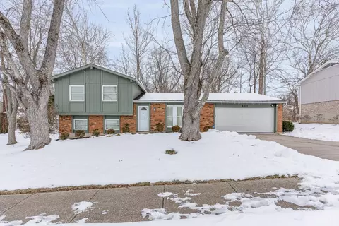 6312 Glengariff Dr, Anderson Twp, OH 45230