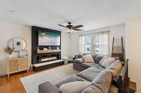 4785 Shadowood Ct, Cincinnati, OH 45244 photo 6