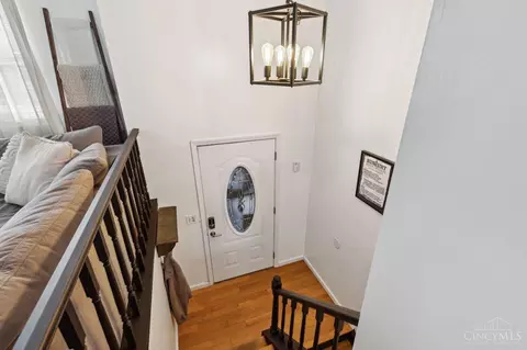 4785 Shadowood Ct, Cincinnati, OH 45244 photo 5