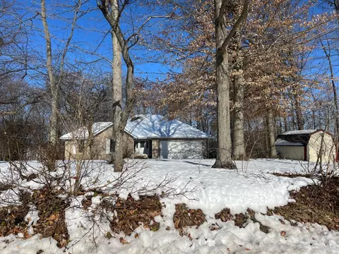 8175 Wright Rd, Hillsboro, OH 45133
