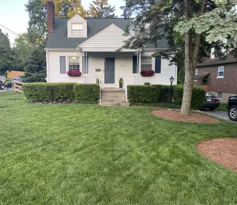 5756 Haubner Rd, Cincinnati, OH 45247