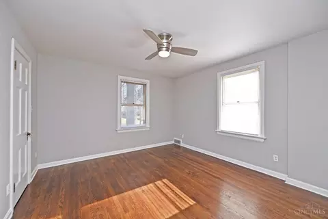 1227 Avon Dr, Cincinnati, OH 45229 photo 28