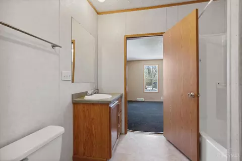 Bath - 122 Bourbon St, Blanchester, OH 45107 photo 1 of 2