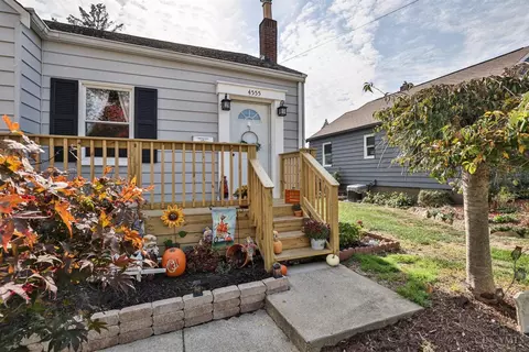 4555 Buxton Rd, Cincinnati, OH 45242 photo 3