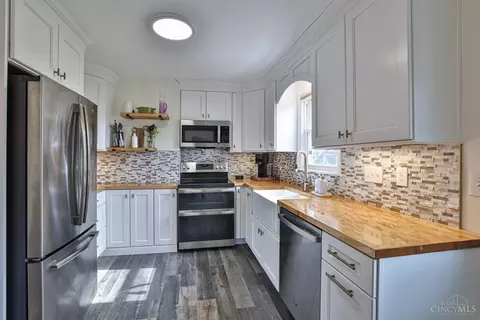 4555 Buxton Rd, Cincinnati, OH 45242 photo 8