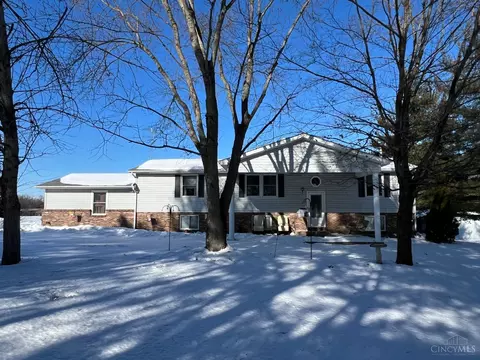 8766 Beneker Rd, Saint Leon, IN 47012