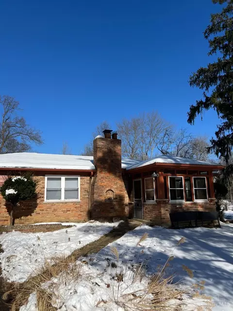 2208 Berry Rd, Amelia, OH 45102