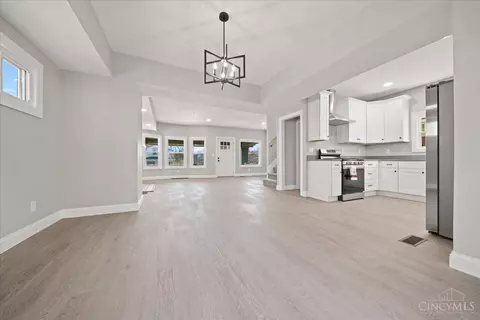 1916 Hewitt Ave, Cincinnati, OH 45207 photo 13