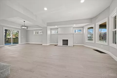 1916 Hewitt Ave, Cincinnati, OH 45207 photo 16