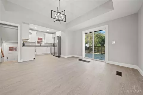 1916 Hewitt Ave, Cincinnati, OH 45207 photo 12