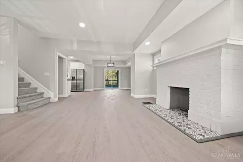 1916 Hewitt Ave, Cincinnati, OH 45207 photo 2
