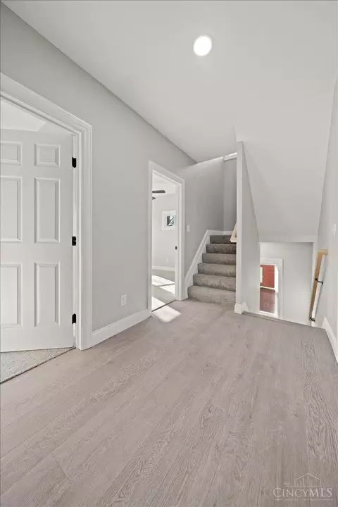 1916 Hewitt Ave, Cincinnati, OH 45207 photo 23