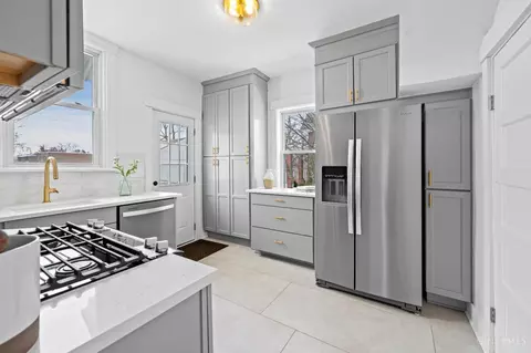 Kitchen - 3513 Bruestle Ave, Cheviot, OH 45211 photo 5 of 6