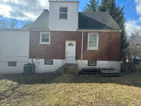 Exterior - 2824 Orland Ave, Cincinnati, OH 45211 photo 4 of 4