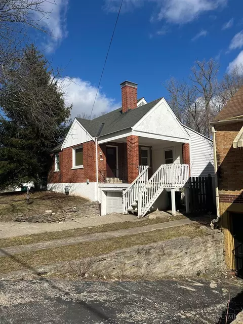 2824 Orland Ave, Cincinnati, OH 45211