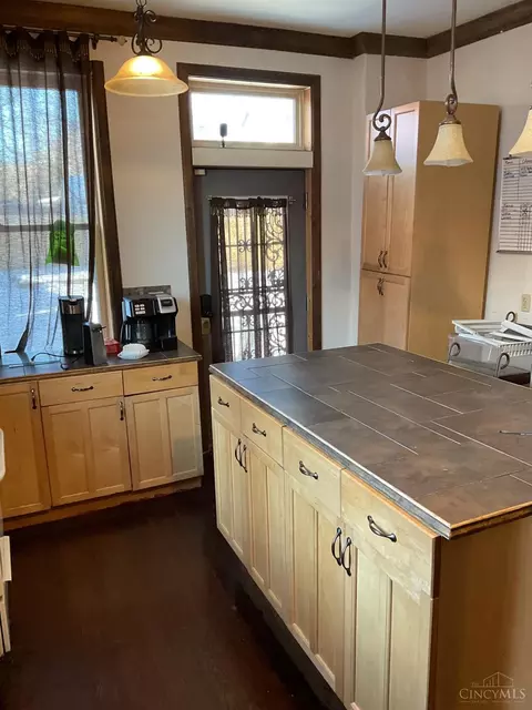 Kitchen - 636 Orient Ave, Cincinnati, OH 45232 photo 3 of 4